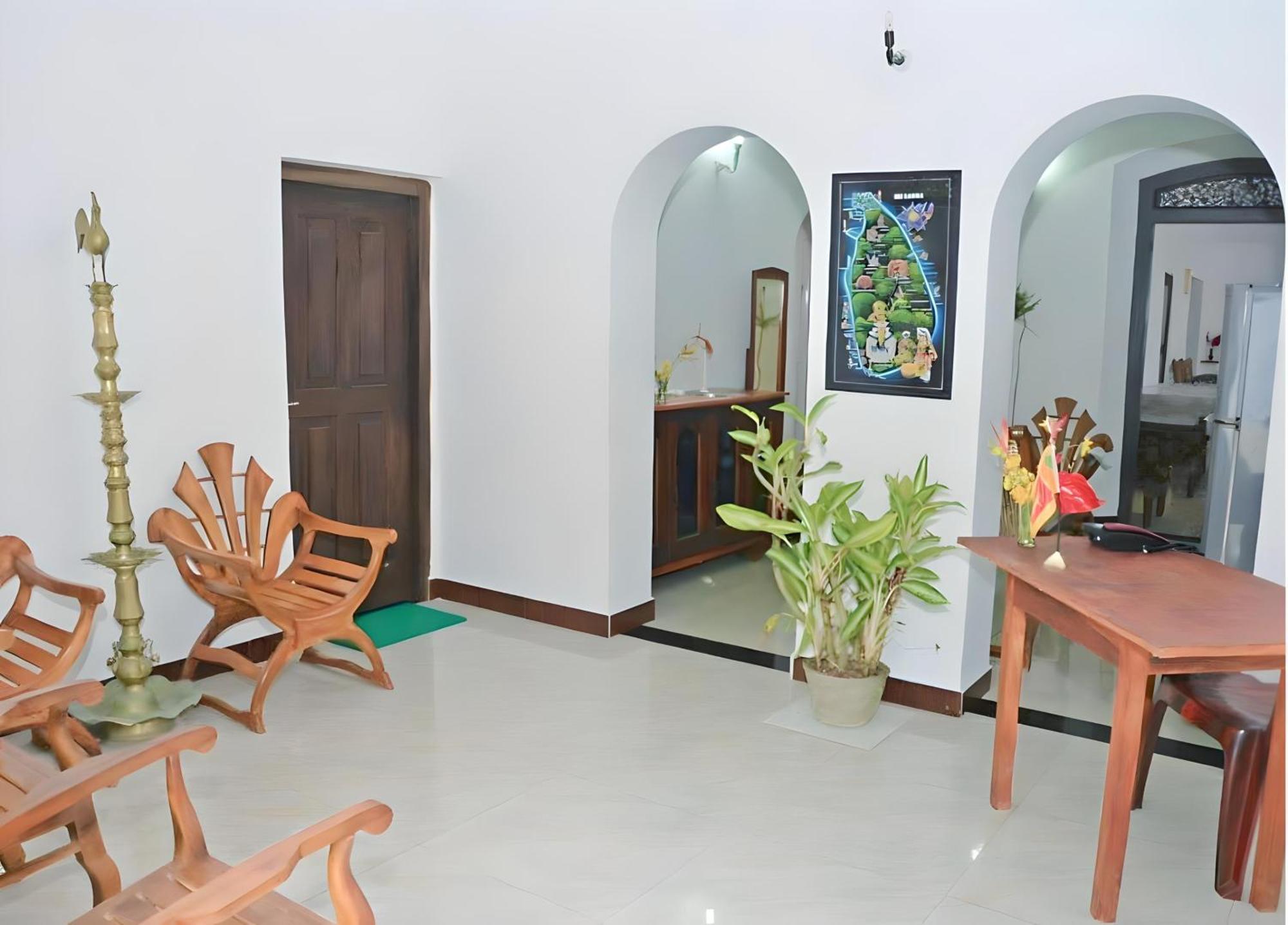 Traveller'S Hostel 希克杜沃 外观 照片