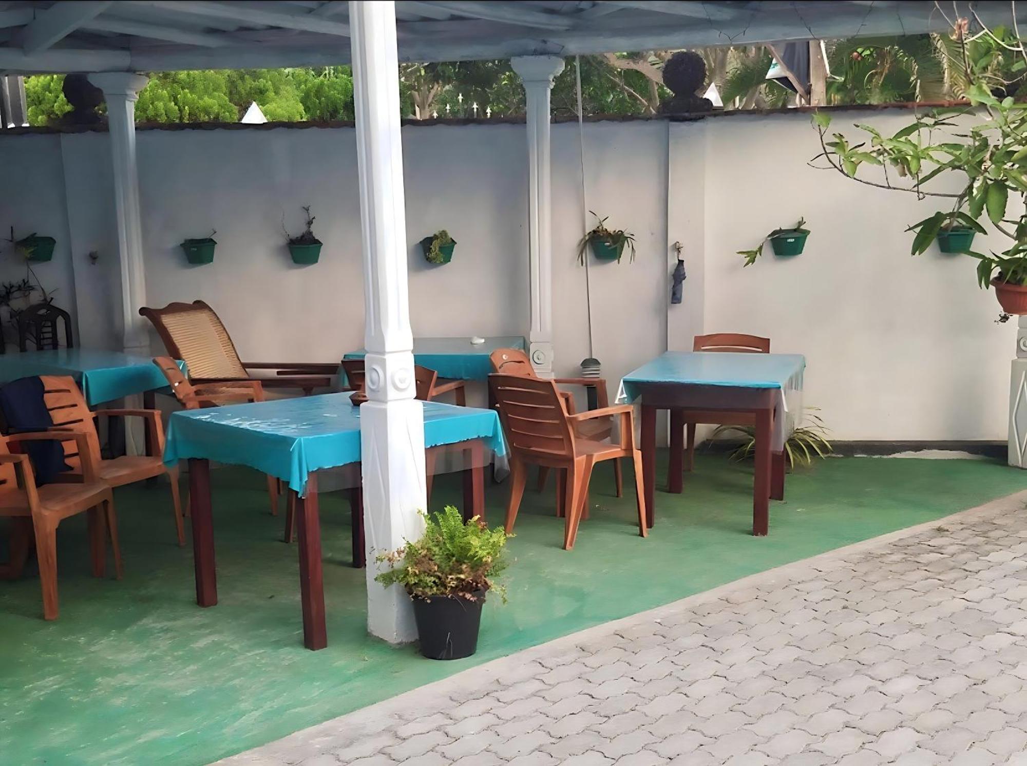 Traveller'S Hostel 希克杜沃 外观 照片